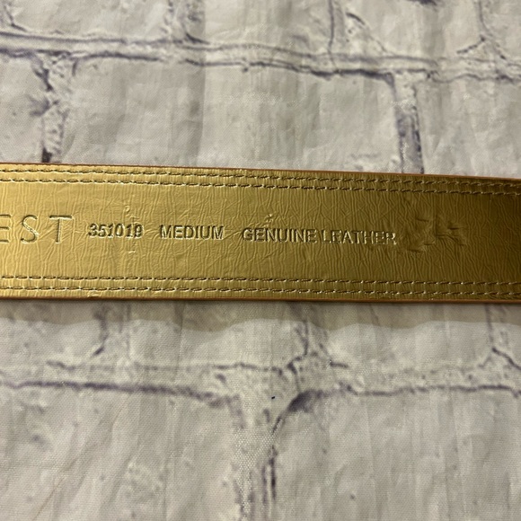 NINE WEST GENUINE LEATHER WOMENS TAN ROSE GOLD BELT SIZE MEDUIM - Picture 5 of 8